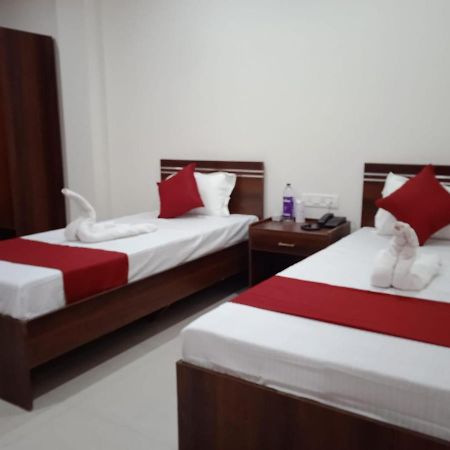 Hotel Haren Grand Гувахати Экстерьер фото